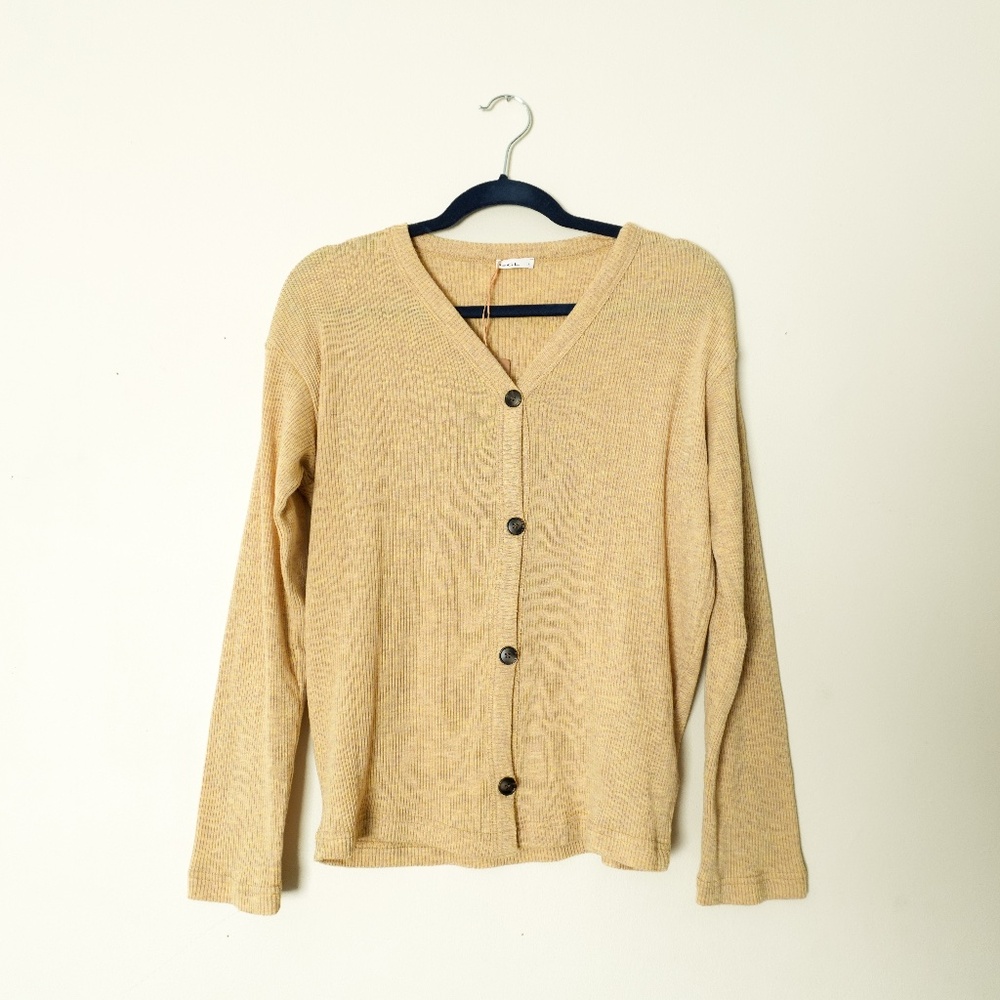 NWT OGL Cozy Rib V-Neck Button-Fronted Cardigan